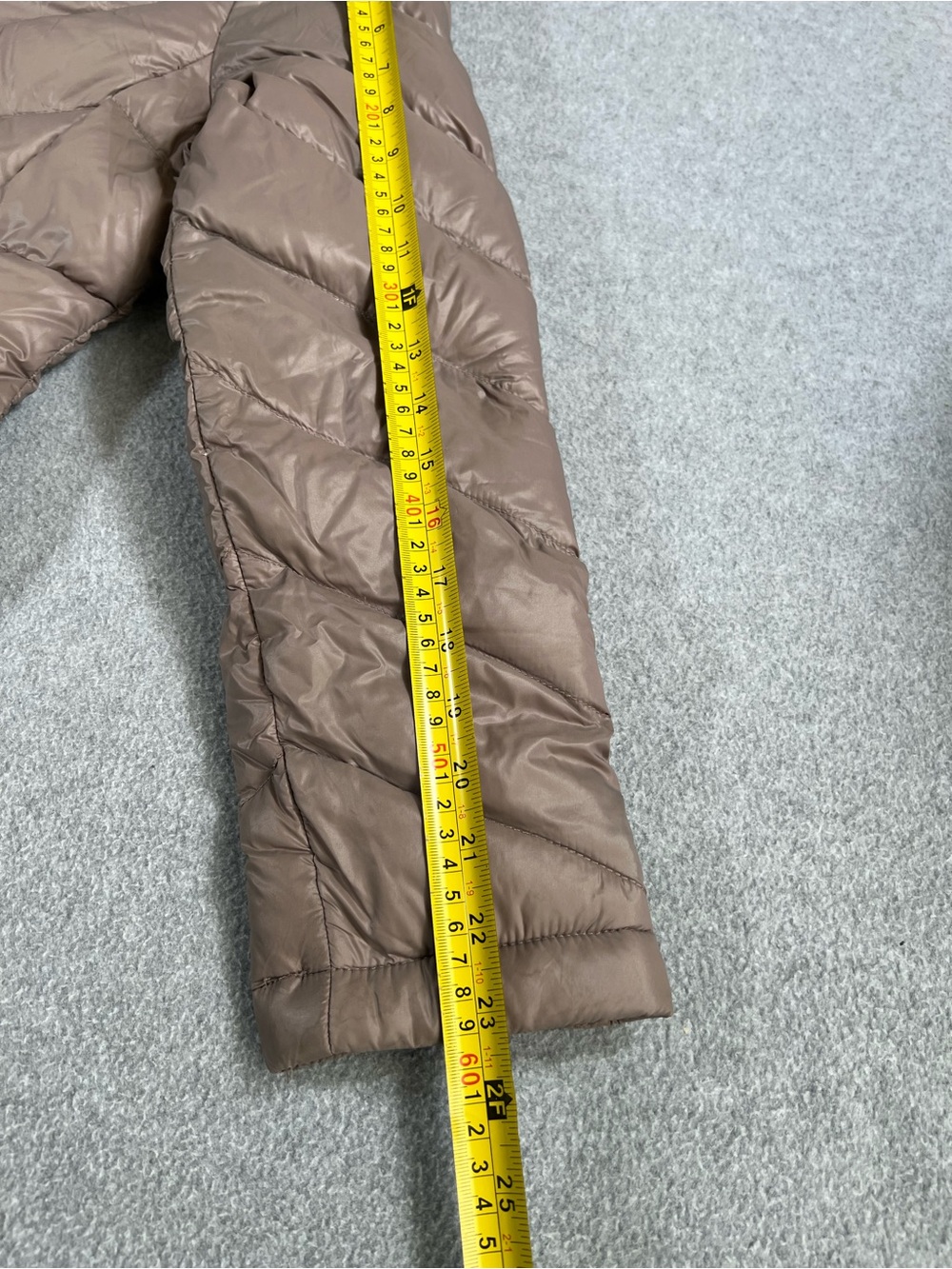 Calvin Klein Packable Premium Down Puffer Coat Taupe Gray Womens M - Picture 12 of 13